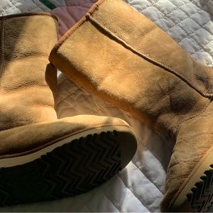 TALL UGG CHESTNUT BOOTS SIZE 8